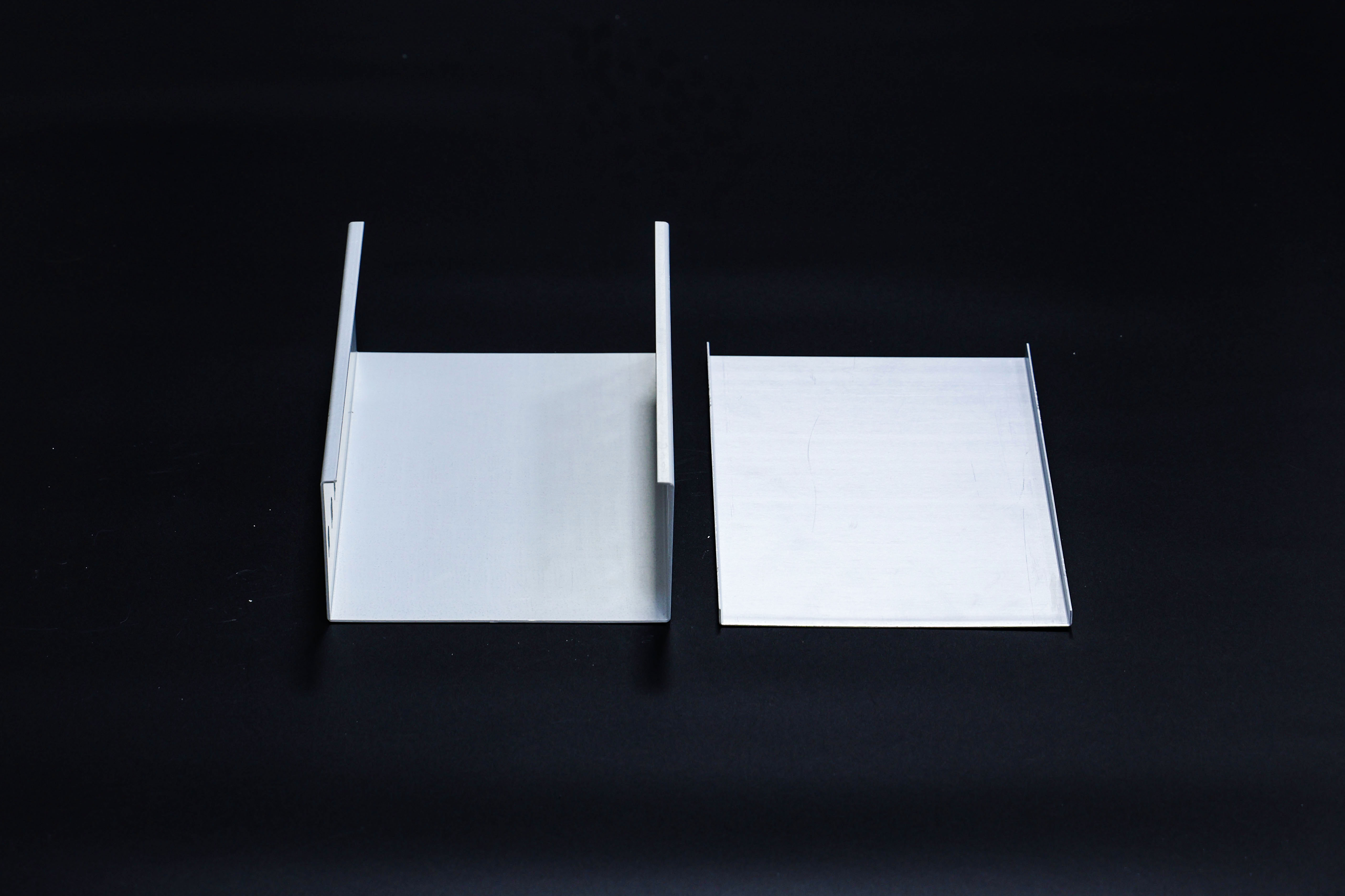 铝合金板材槽式桥架